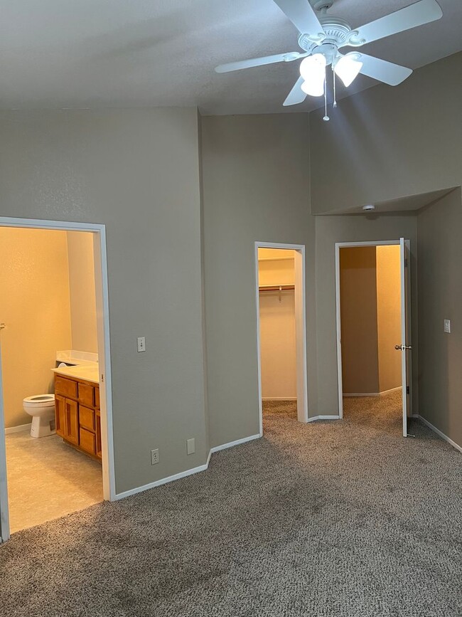 Building Photo - BEAUTIFUL 3 BEDROOM HOME IN CITRUS HEIGHTS!