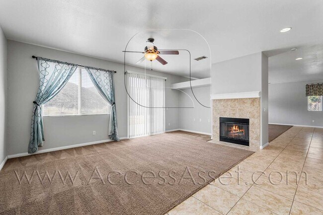 Building Photo - Spacious 4 Bed + Loft Home with 3-Car Garage in Lake Elsinore