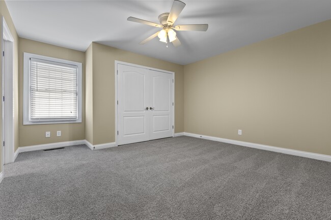 Building Photo - 149 Regency Point Path