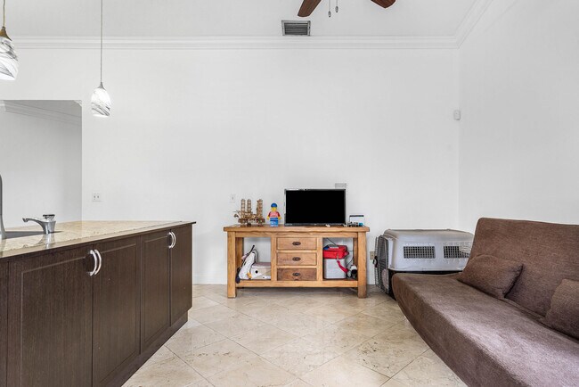 Building Photo - 6100 Manchester Ln