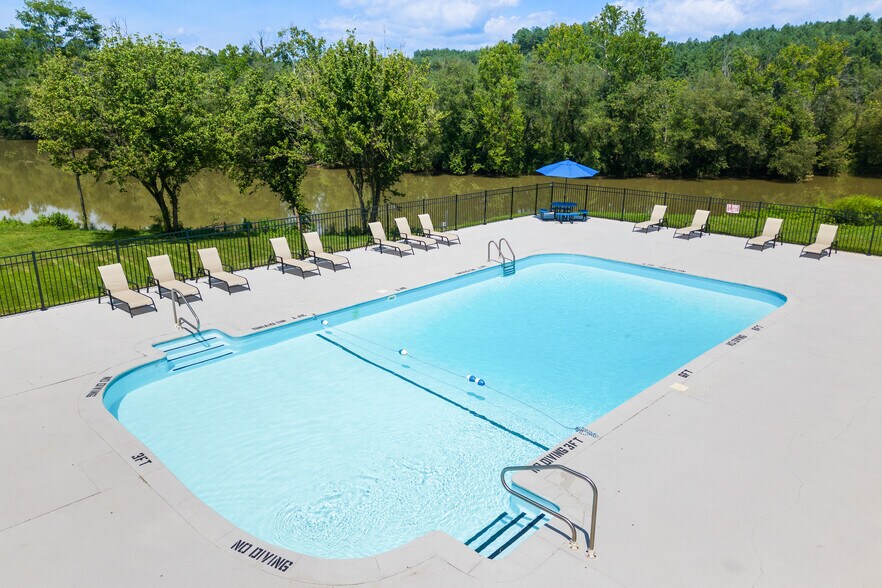 Riverview Apartments 109 Club Dr NC 28655 Apartment Finder