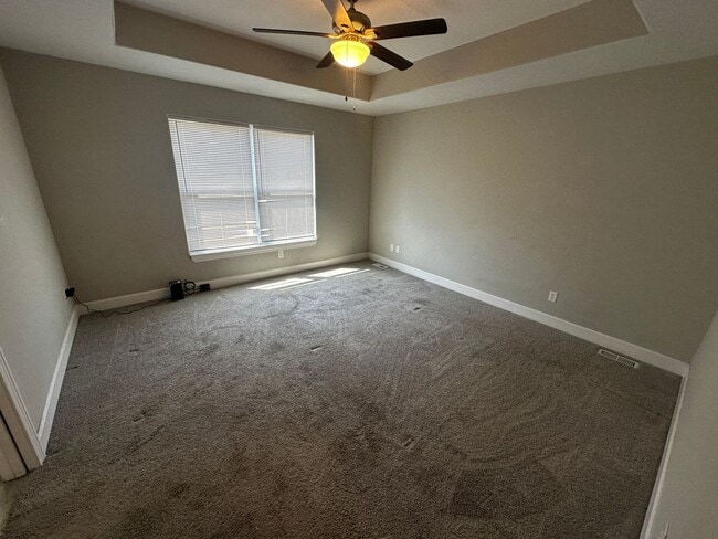 Building Photo - 5310 Crystal Dr