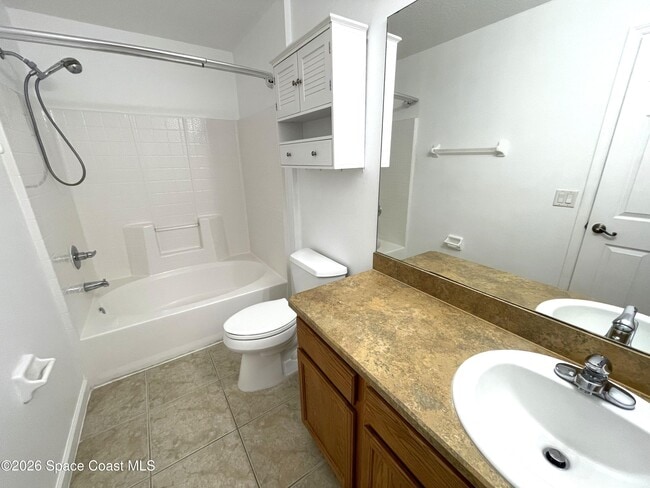 Building Photo - 2600 Revolution St