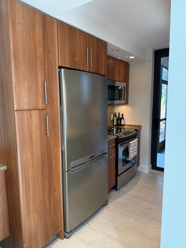 Building Photo - 1 Bedroom 1 Bath Condo Sandy Cove II Short Term Rental/Annual Rental