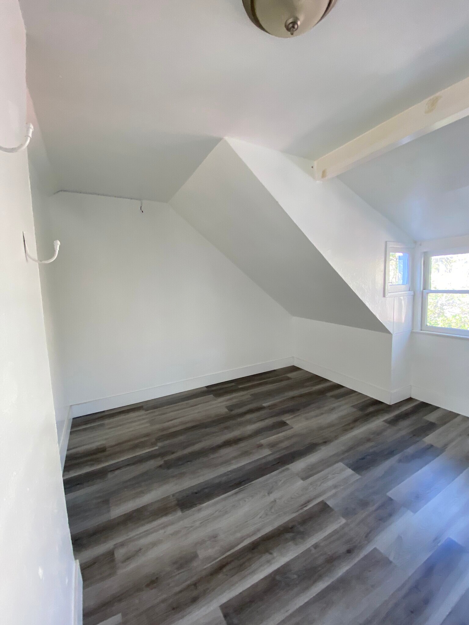 Building Photo - 2531 Ridge Rd