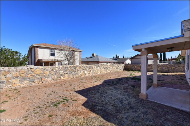 Building Photo - 5568 Rick Husband Dr