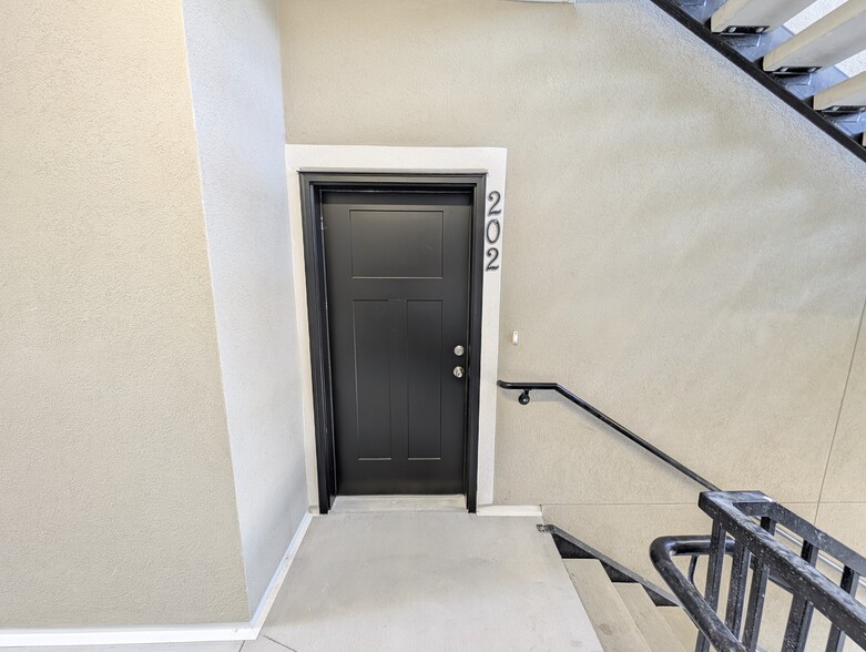Building Photo - 3993 W Big Horn Dr