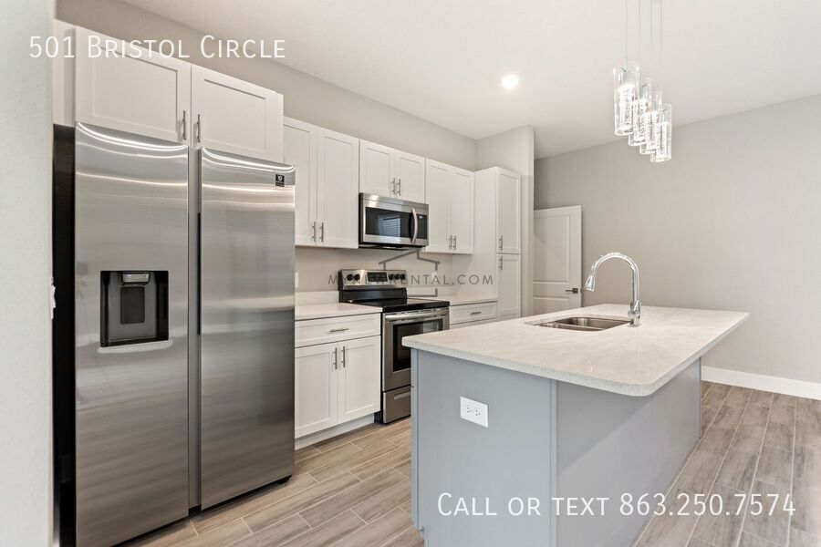 Building Photo - 501 Bristol Cir