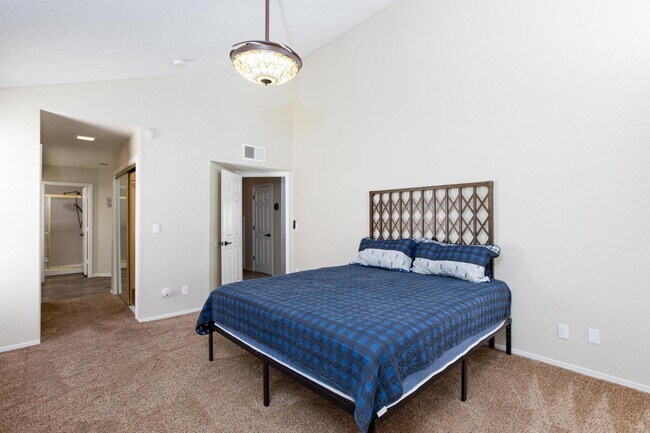 Building Photo - 9817 Dardanelle Ct