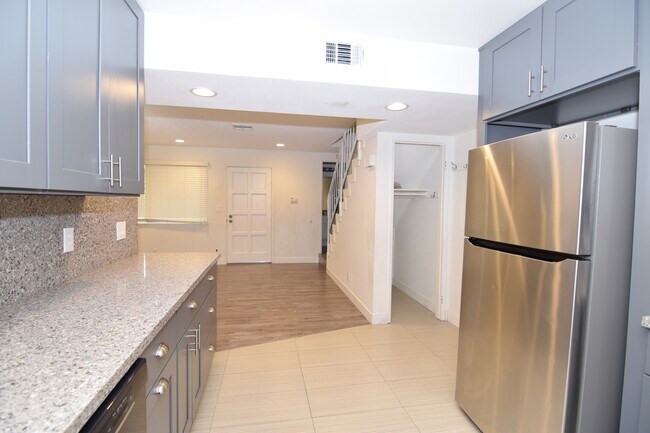 Building Photo - New with a View: This Property is just right for You!