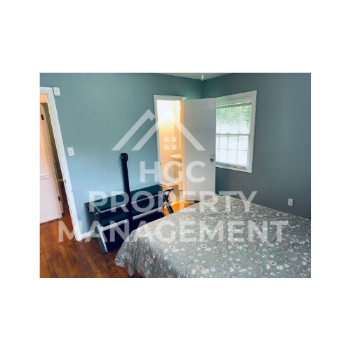 Building Photo - 507 Greenway Dr