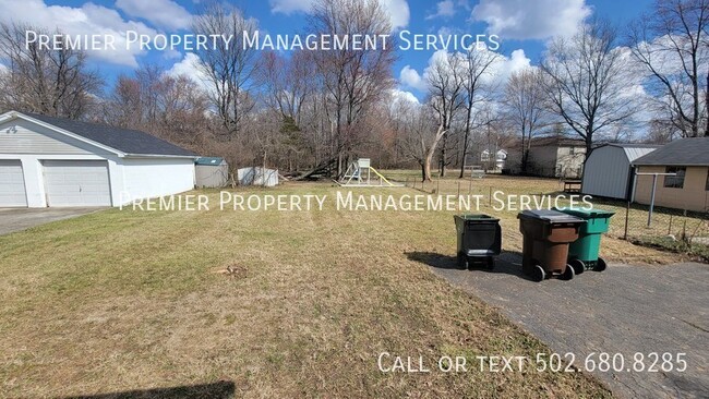Building Photo - 513 Lyndon Ln