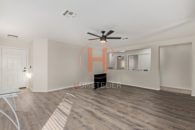 Building Photo - 597 W Casa Mirage Dr