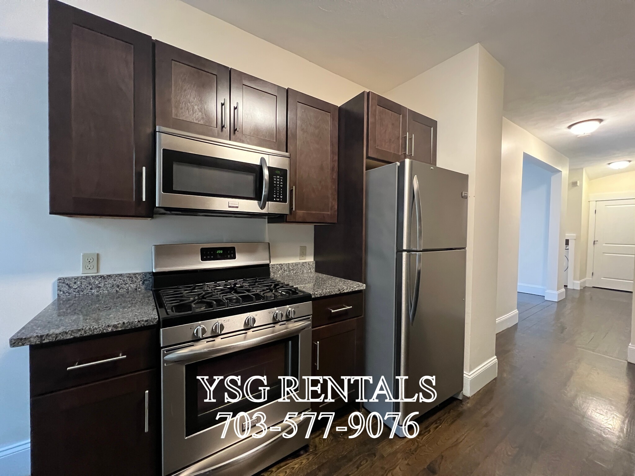 Building Photo - 4 Romar Ter