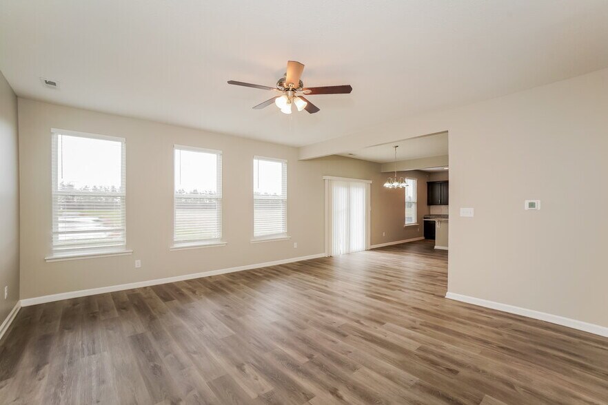 Building Photo - 1119 Barberry Dr