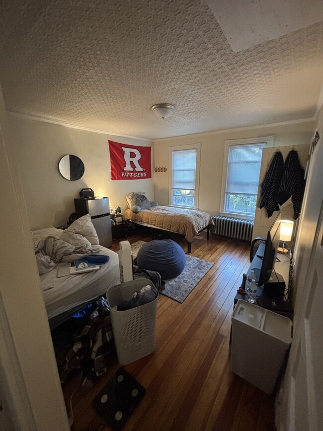 Building Photo - 55 Huntington St