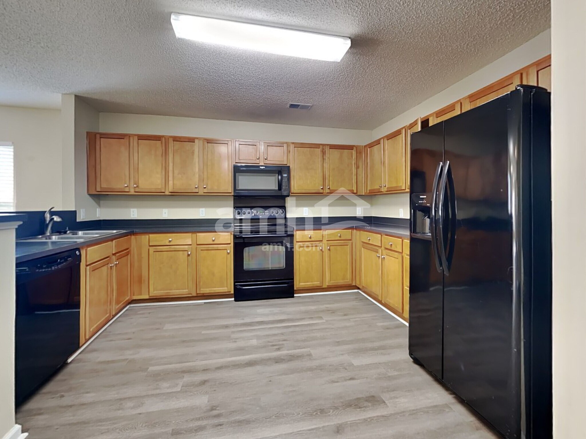 Building Photo - 161 Wildberry Ln