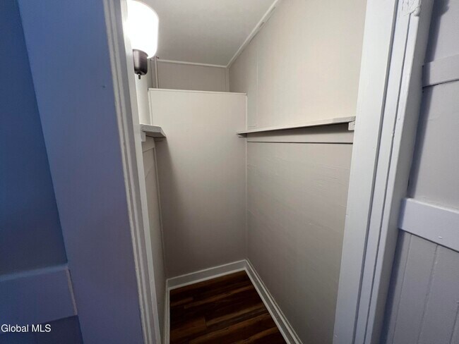 Building Photo - 1084 Wendell Ave