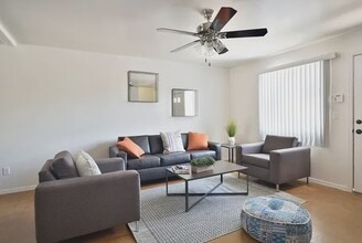 Building Photo - Sahuaro Point Villas