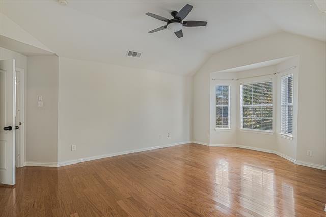 Building Photo - 7905 Pirates Cove Dr