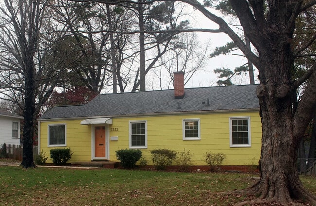 Building Photo - 2332 Albright Dr