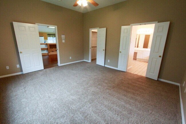 Building Photo - Beautiful 3 Bedroom, 2 Bath Home in West Round Rock