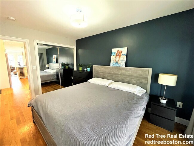 Building Photo - 62 Horace St