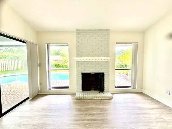 Building Photo - 3048 NW 27th Terrace