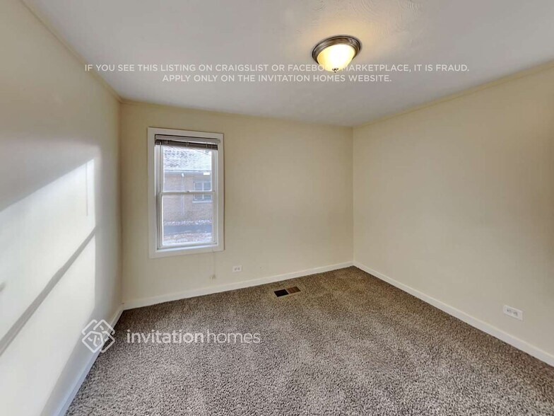 Building Photo - 316 Neola St