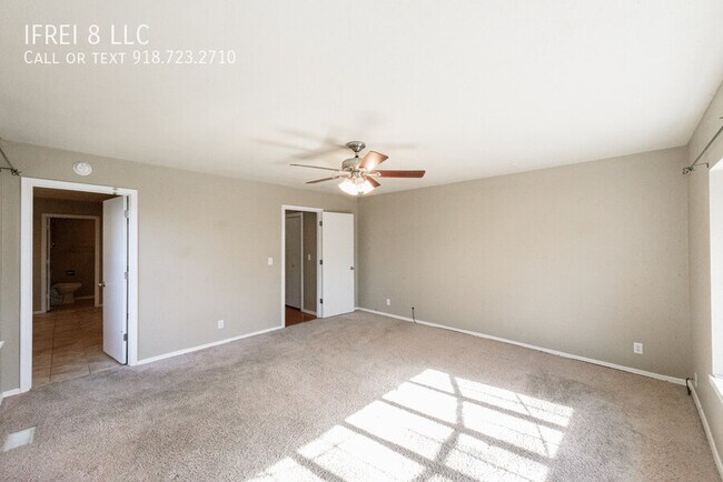 Building Photo - 7746 E 87th St