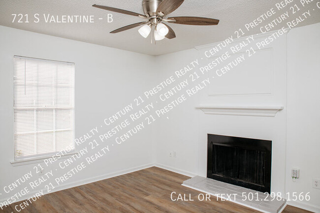 Building Photo - 721 S Valentine-B