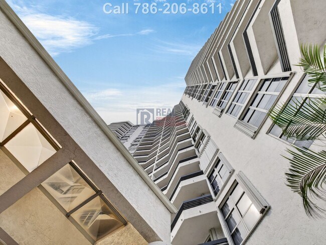 Building Photo - 3400 NE 192 St