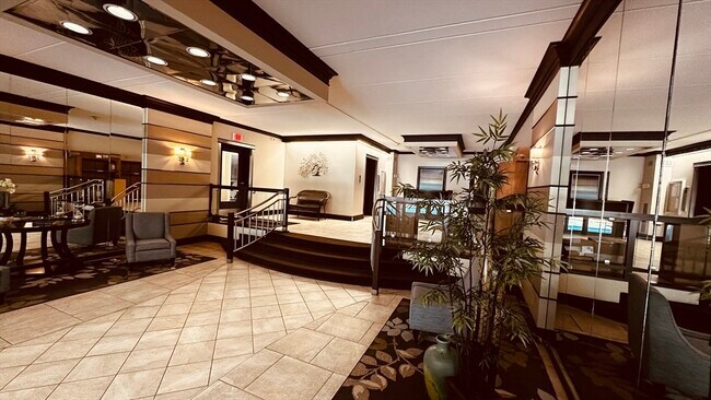 Building Photo - 1550 Worcester Rd