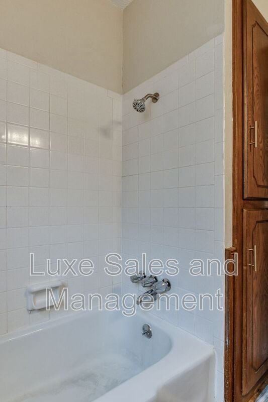 Building Photo - 117 Sahoma Terrace