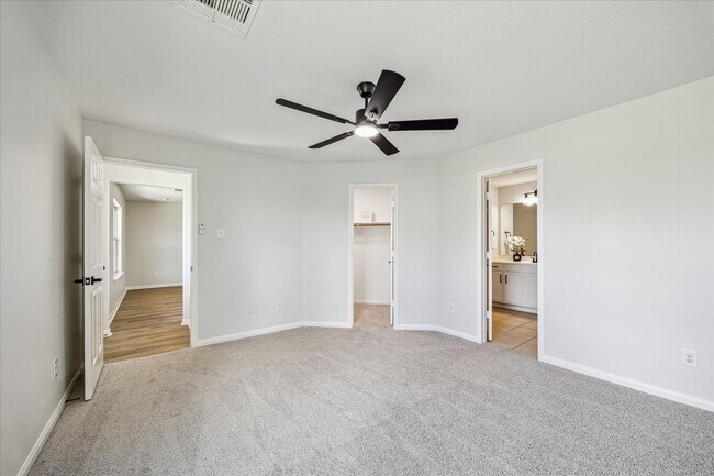 Building Photo - 9410 Silver Beryl Ln