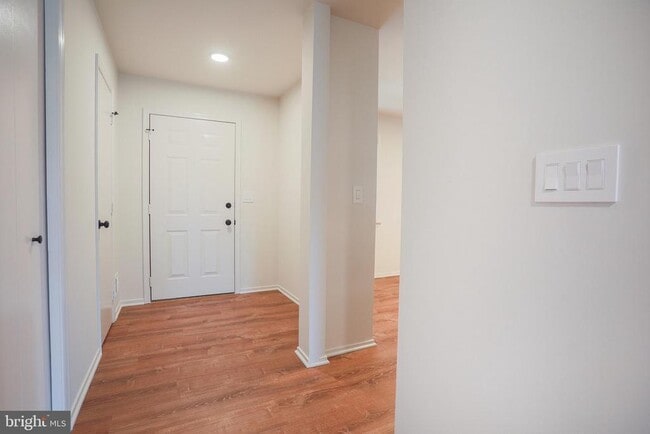 Building Photo - 12300 Sweetbough Ct