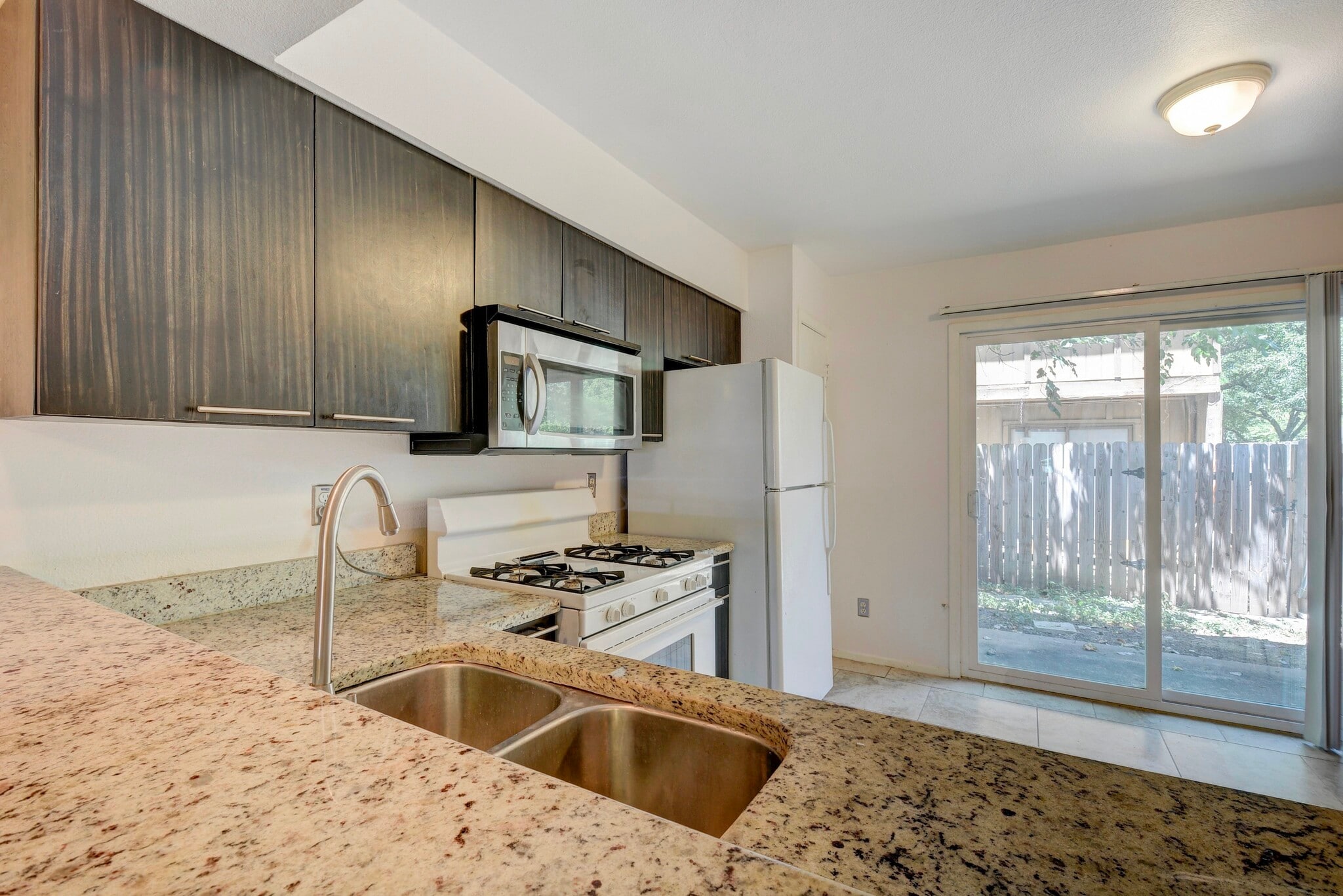 Building Photo - 3452 Willowrun Dr