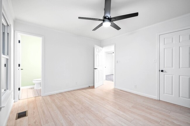 Building Photo - 803 Merritt Lewis Ln