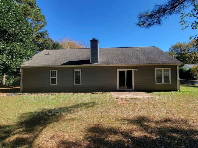 Building Photo - 102 Laguna Springs Dr