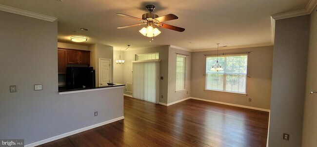 Building Photo - 43840 Hickory Corner Terrace