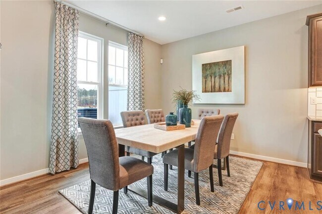 Building Photo - 5508 Benoni Dr