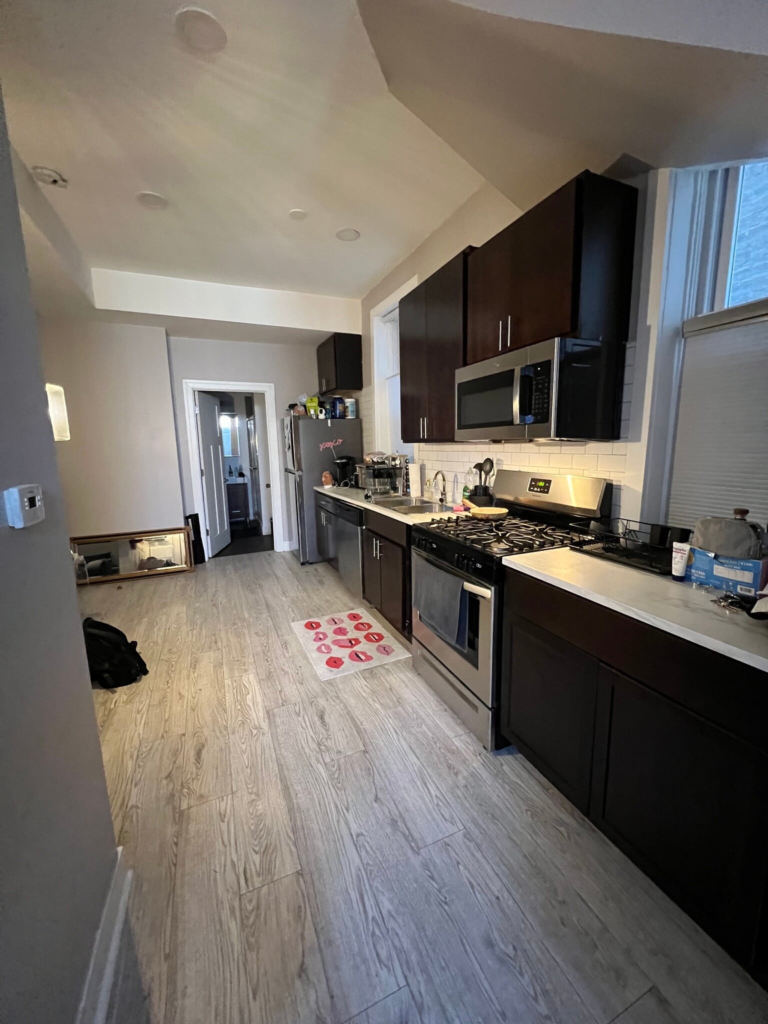 Kitchen - 2336 N Southport Ave