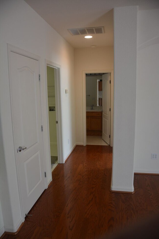 Building Photo - Antioch Dallas Ranch/Lone Tree area 4 bedroom, 3 bath home for rent