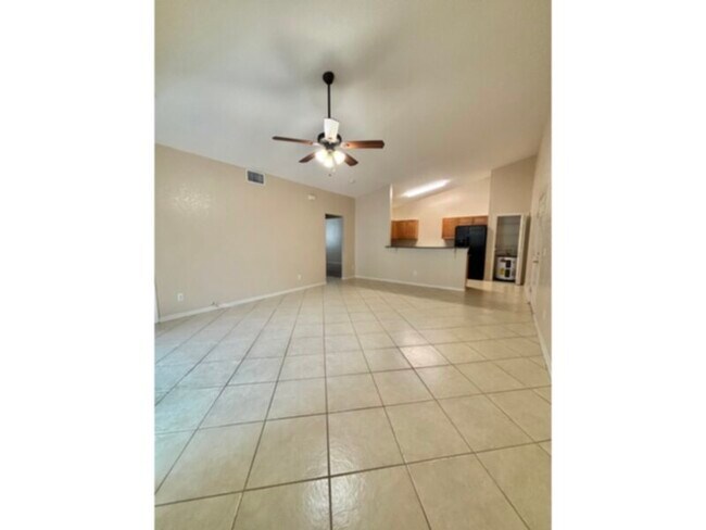 Building Photo - Application Fees Reimbursed Upon Move-In! ...