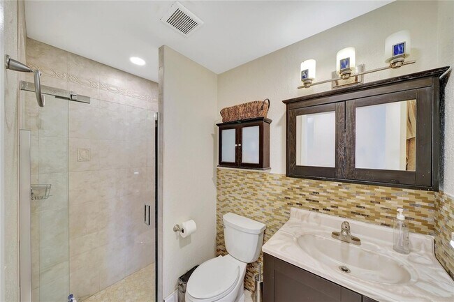 Building Photo - 22471 Grouper Ct