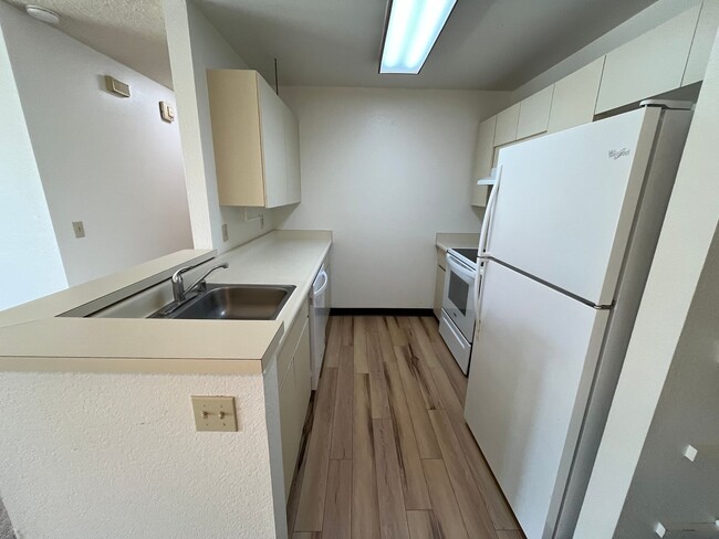 Building Photo - Villages at Waipio (Waipahu) -  2nd Story ...
