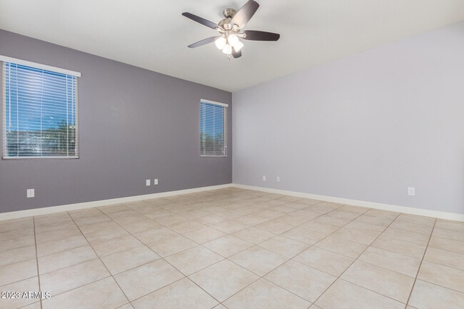 Building Photo - 17186 W Lisbon Ln