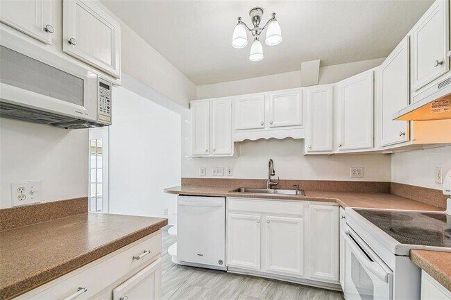 Building Photo - 12257 Eldon Dr