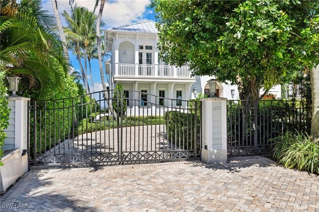 Building Photo - 1270 Gulf Shore Blvd S