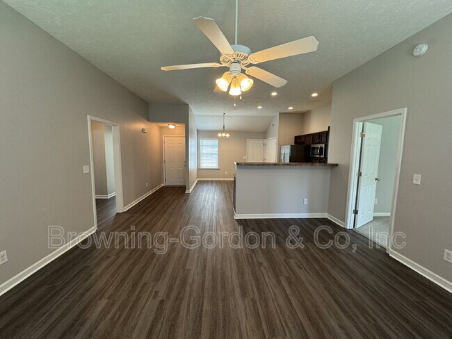 Building Photo - 1321 Bairdscorner Dr